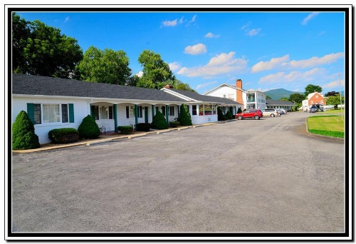 The Cardinal Inn image 16