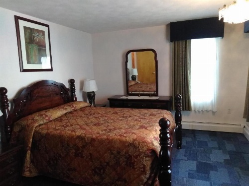 The Cardinal Inn image 46